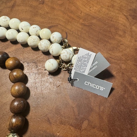 Chico’s Howlite and Wood Long Necklace NWT - Picture 6 of 7